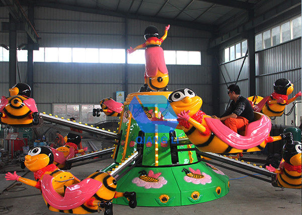 Theme Park Amusement Ride Pesawat Kontrol Diri / Kiddie Kontrol diri lebah Ride pemasok
