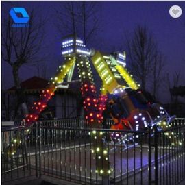 Cina Amazing Amusement Cool Carnival Rides / Bajak Laut Kecil Amusement Ride With Trailer pabrik